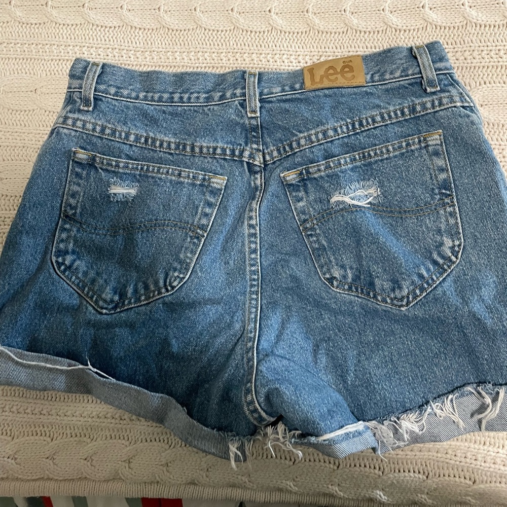 Lee cut off’s size 31